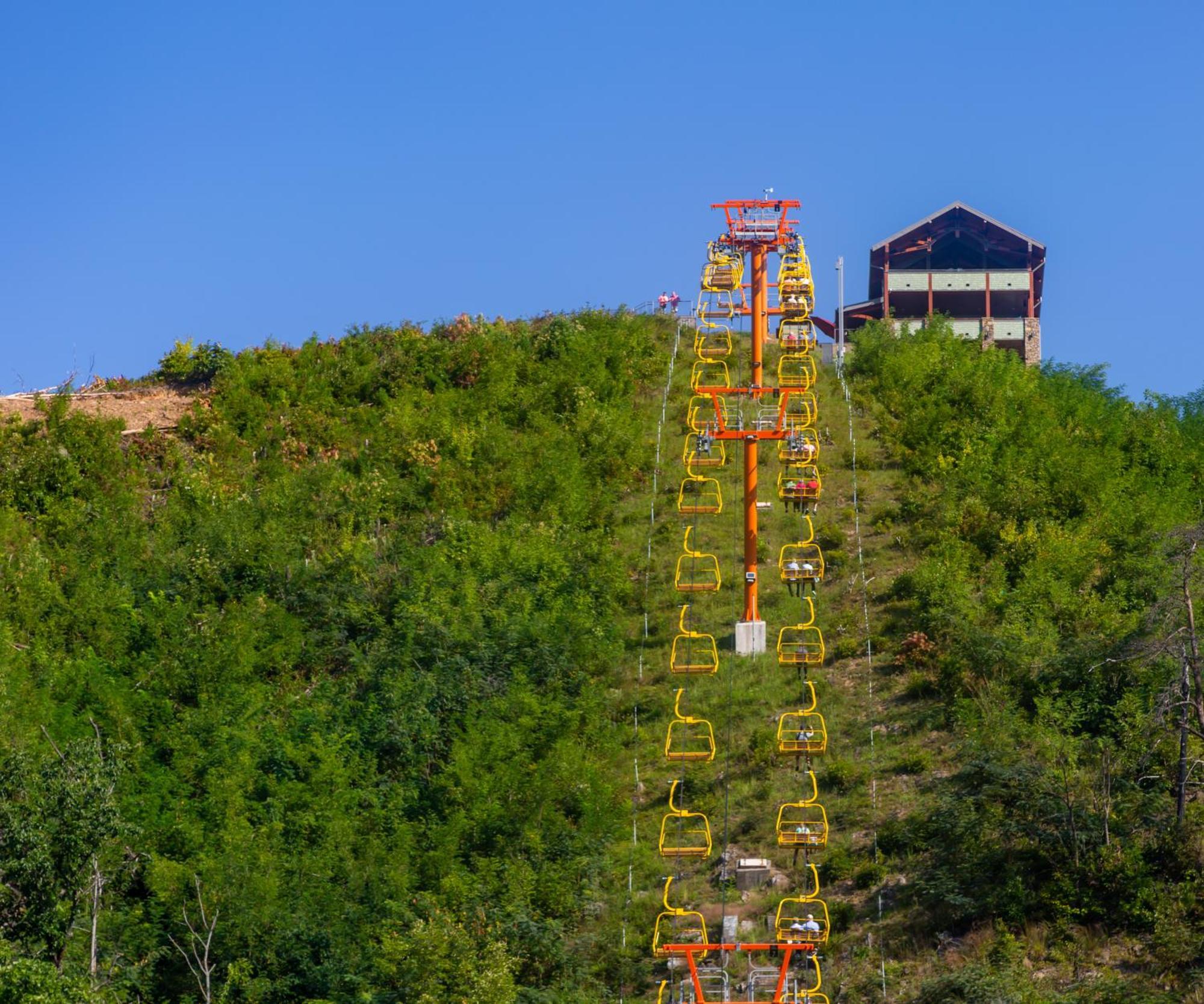 Moonshine Chalet, Hot Tub, Pool Access, Wifi, 1089 Free Tickets Each Paid Day, Dollywood And More Gatlinburg Buitenkant foto